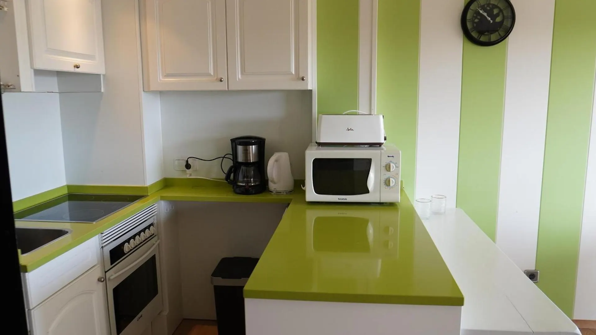 Apartment Pineda Beach 43, L'Estartit - Centro - Es-323-49 Spain